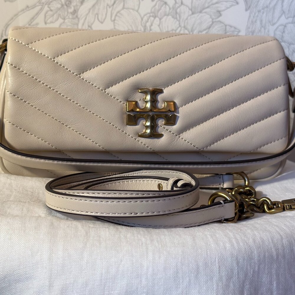 Tory Burch Kira Chevron Crossbody | Women’s | Cream | OS - Picture 4 of 6